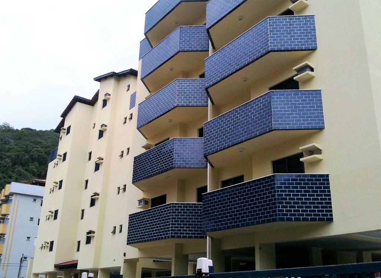 Apartamento com Varanda